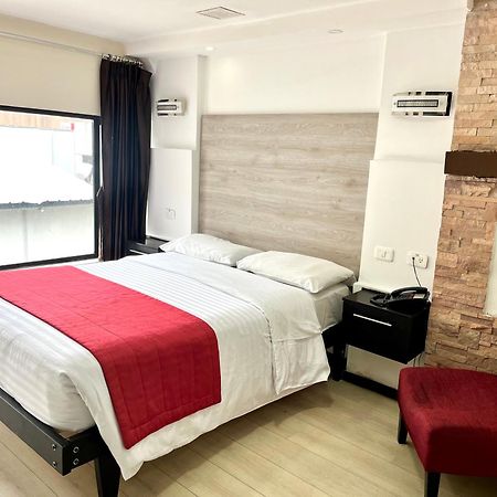Hotel Imperial Ambato Buitenkant foto