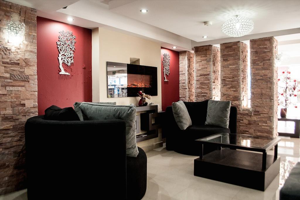 Hotel Imperial Ambato Buitenkant foto