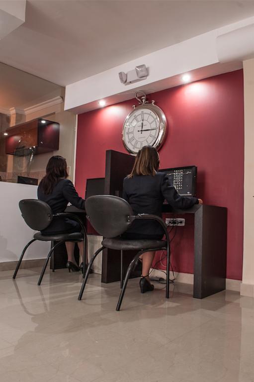 Hotel Imperial Ambato Buitenkant foto